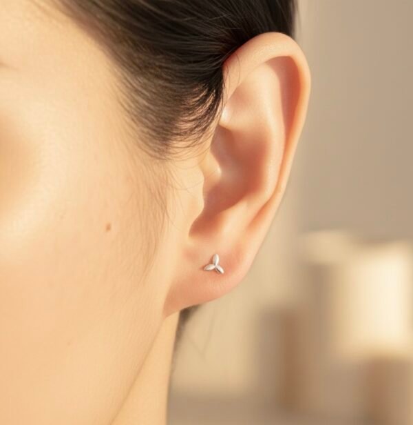 Asymmetric leaves | Nature Inspired Jewelry S925 Stud