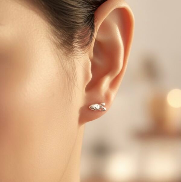 Rabbit and carrot S925 Stud
