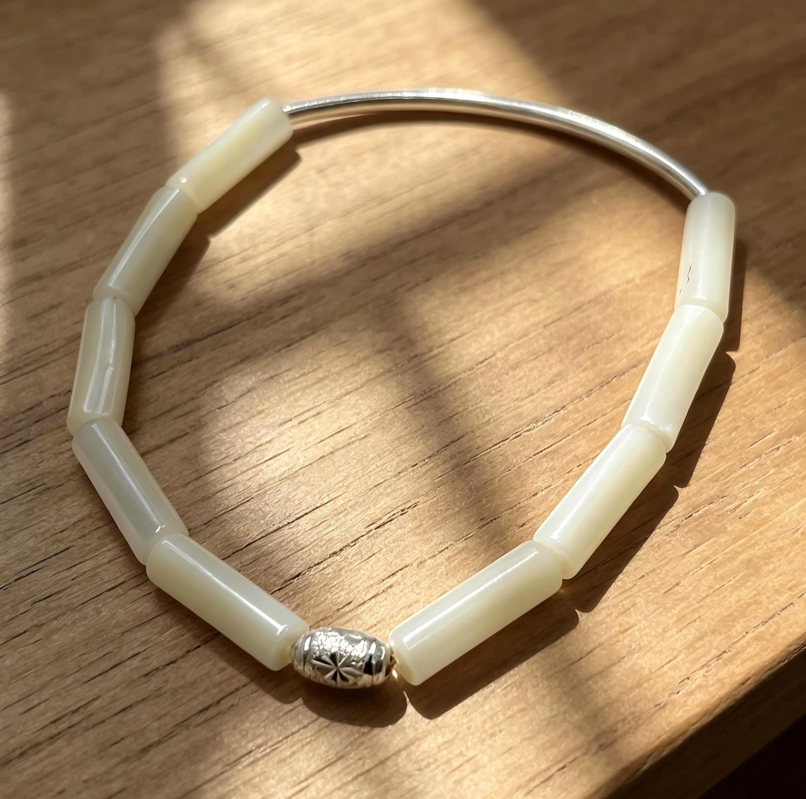 Australia Mother of Pearl Sterling Silver Stretch Bracelet | Ethereal Ocean Jewelry 18cm